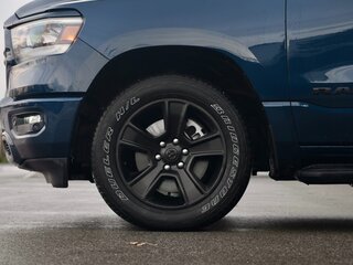 2023 Ram 1500 Crew Cab eTorque V, синий, 8000000 рублей, вид 5