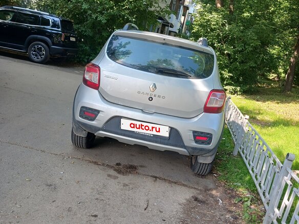 2015 Renault Sandero Stepway II, серый, 1000100 рублей - вид 1