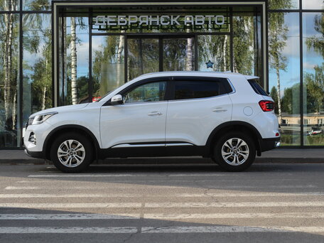 2024 Chery Tiggo 4 Pro I Рестайлинг, белый, 1650000 рублей, вид 2