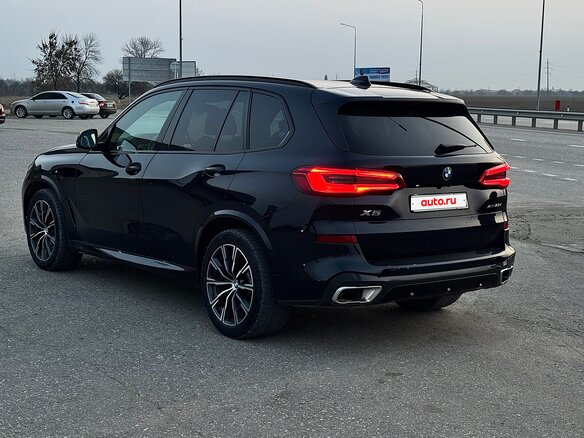 2019 BMW X5 30d IV (G05/G18), синий, 6200000 рублей - вид 5