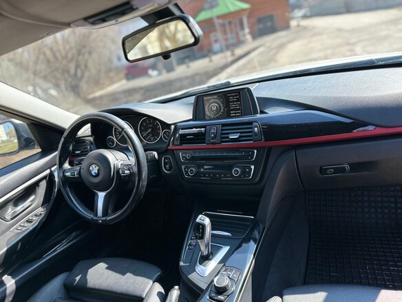 2013 BMW 3 серии 320i xDrive VI (F3x), белый, 1550000 рублей - вид 13