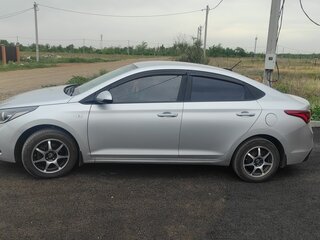 2017 Hyundai Solaris II, серебристый, 1250000 рублей, вид 5