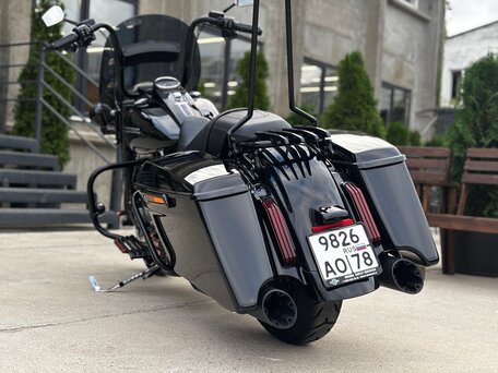 2020 Harley-Davidson Road King, чёрный, 3300000 рублей, вид 4