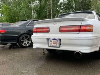 1996 Toyota Mark II VIII (X100), белый, 850000 рублей, вид 4