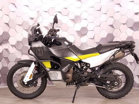 2022 Husqvarna Norden 901, серый, 1195000 рублей, вид 4