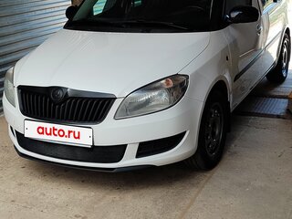 2012 Skoda Roomster I Рестайлинг, белый, 750000 рублей, вид 4