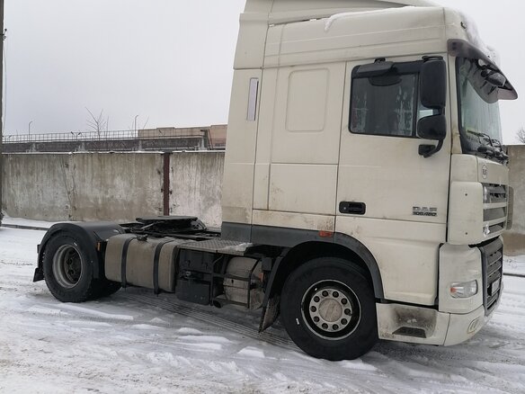 2010 DAF XF 105, белый, 4000000 рублей - вид 1