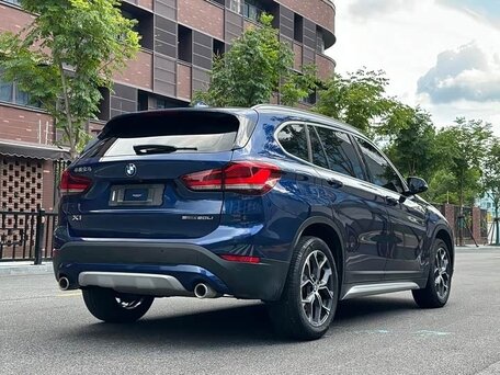 2022 BMW X1 18i sDrive II (F48) Рестайлинг, синий, 2400000 рублей, вид 5
