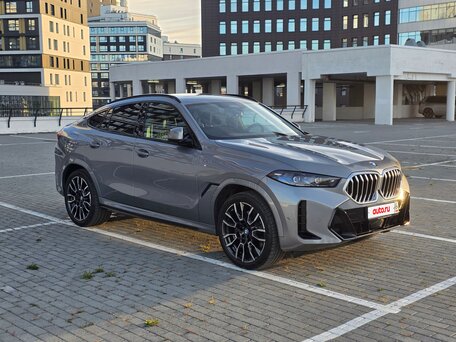 2025 BMW X6 40i III (G06) Рестайлинг, серый, 13100000 рублей, вид 3