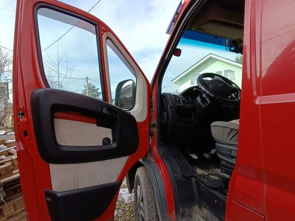 2013 Fiat Professional Ducato, красный, 900000 рублей - вид 9