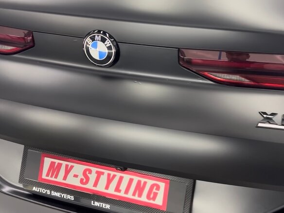 2020 BMW X6 40i III (G06), чёрный, 7000000 рублей - вид 14