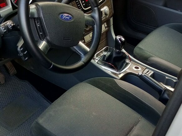 2008 Ford Focus II Рестайлинг, серебристый, 450000 рублей - вид 6