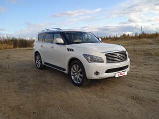 2011 Infiniti QX56 II, белый, 2700000 рублей, вид 3