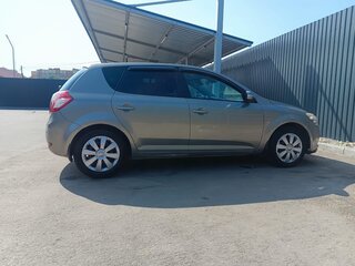 2011 Kia Ceed I Рестайлинг, серебристый, 820000 рублей, вид 3