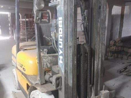 2006 Hyundai HD30, жёлтый, 695000 рублей, вид 2