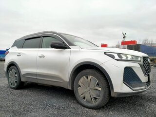 2023 Chery Tiggo 7 Pro Plug-in Hybrid, белый, 3922449 рублей, вид 3