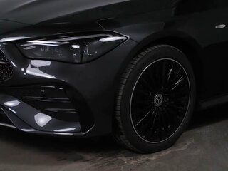 2025 Mercedes-Benz CLE 300 e, чёрный, 7250032 рублей, вид 3