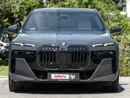 2025 BMW 7 серии 740d xDrive VII (G70), серый, 12300032 рублей, вид 2