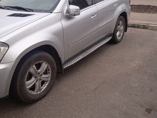 2011 Mercedes-Benz GL-Класс 350 I (X164) Рестайлинг, серебристый, 1900000 рублей, вид 3
