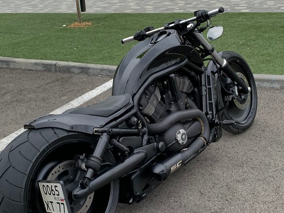 2004 Harley-Davidson V-Rod, чёрный, 2800000 рублей - вид 10