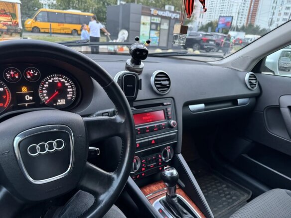 2012 Audi A3 II (8P) Рестайлинг 2, белый, 650000 рублей - вид 8