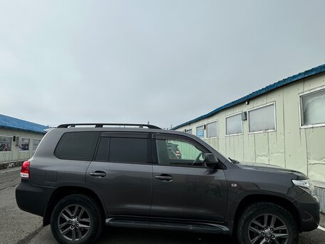 2010 Toyota Land Cruiser 200 Series, серый, 3000000 рублей, вид 2