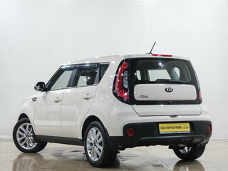 2017 Kia Soul II Рестайлинг, бежевый, 1349000 рублей, вид 4