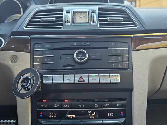 2015 Mercedes-Benz E-Класс 200 IV (W212, S212, C207) Рестайлинг, белый, 2000000 рублей - вид 17