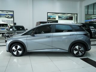 2023 BYD Dolphin 44.9 kWh I, серый, 1439000 рублей, вид 4
