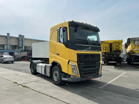 2018 Volvo FH, жёлтый, 3999000 рублей, вид 3