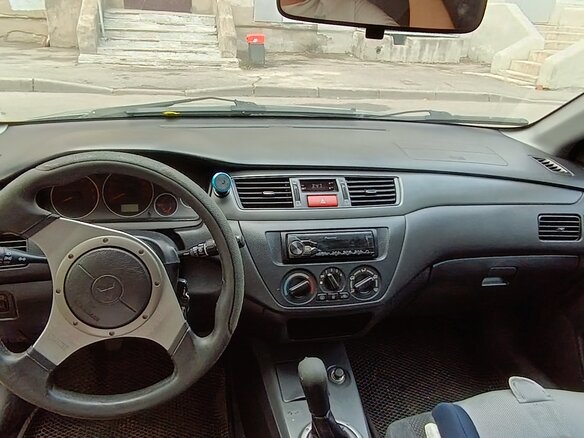 2004 Mitsubishi Lancer IX, серый, 320000 рублей - вид 6
