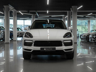 2021 Porsche Cayenne E-Hybrid Coupé III, белый, 8650000 рублей, вид 3