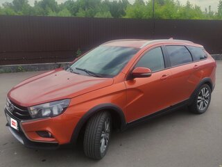 2020 Lada (ВАЗ) Vesta SW Cross I, оранжевый, 1050000 рублей, вид 4