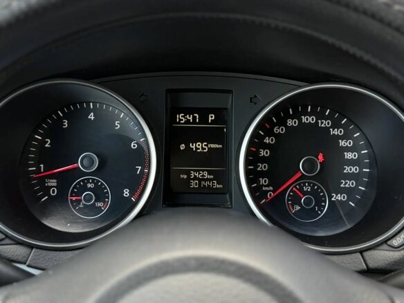 2012 Volkswagen Golf VI, серебристый, 720000 рублей - вид 17