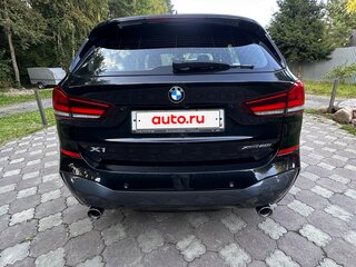 2020 BMW X1 20i xDrive II (F48) Рестайлинг, чёрный, 4100000 рублей, вид 4