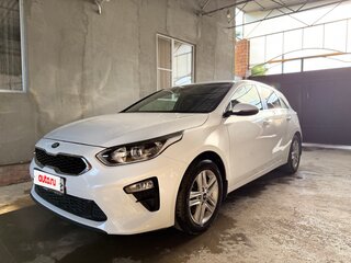 2020 Kia Ceed III, белый, 1630000 рублей, вид 1