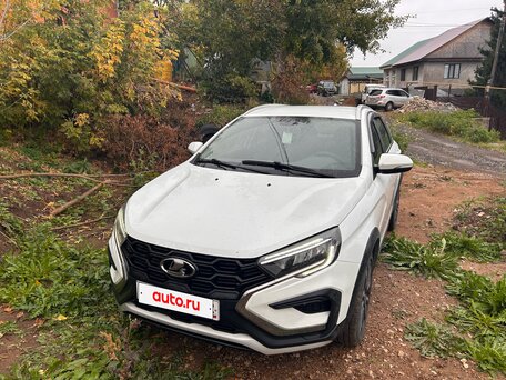 2023 Lada (ВАЗ) Vesta SW I Рестайлинг (NG), белый, 1300000 рублей, вид 2