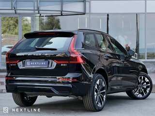 2026 Volvo XC60 II Рестайлинг 2, чёрный, 10490000 рублей, вид 4