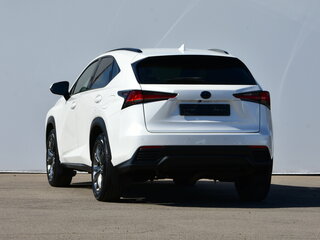 2019 Lexus NX 200 I Рестайлинг, белый, 3499000 рублей, вид 3