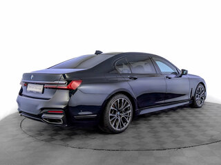 2021 BMW 7 серии Long 750Li xDrive VI (G11/G12) Рестайлинг, синий, 6850000 рублей, вид 5