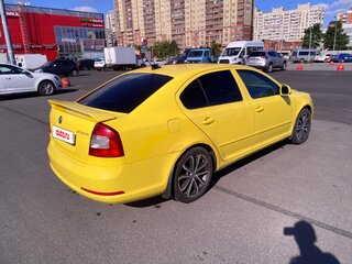 2011 Skoda Octavia RS II Рестайлинг, жёлтый, 1100000 рублей, вид 3