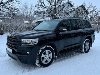 2017 Toyota Land Cruiser 200 Series Рестайлинг 2, чёрный, 9999000 рублей, вид 1