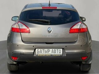 2013 Renault Megane III Рестайлинг, серый, 790000 рублей, вид 5