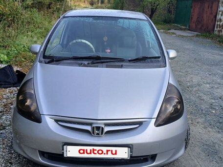 2005 Honda Fit I, серебристый, 550000 рублей, вид 1