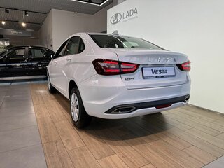 2026 Lada (ВАЗ) Vesta I Рестайлинг (NG), белый, 1685000 рублей, вид 4