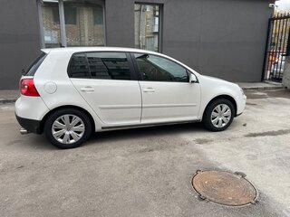 2007 Volkswagen Golf V, белый, 650000 рублей, вид 2