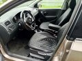 2018 Volkswagen Polo V Рестайлинг, бежевый - вид 4