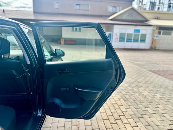 2010 Hyundai i30 I Рестайлинг, чёрный - вид 20