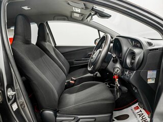 2019 Toyota Vitz III (XP130) Рестайлинг 2, серый, 1000000 рублей, вид 4