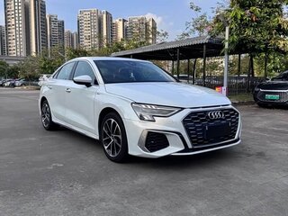 2022 Audi A3 35 TFSI Long IV (8Y), белый, 1870000 рублей, вид 2